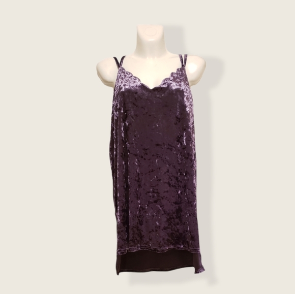 Umgee Tops - UMGEE velvet V neck tank long top